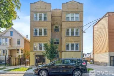 Main picture of 2040 N Spaulding Ave