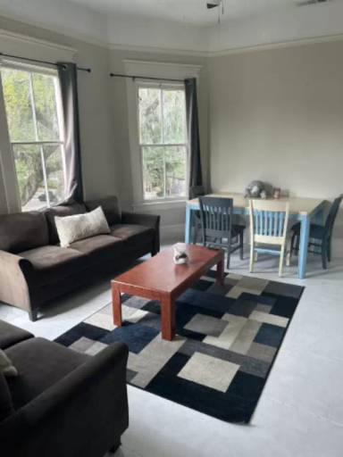 Main picture of 115 W 36th St