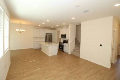Main picture of 1462 Pioneer Ln