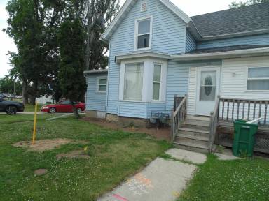 Main picture of 350 S Military Rd