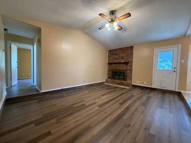 Main picture of 2308 Ridglea Ct