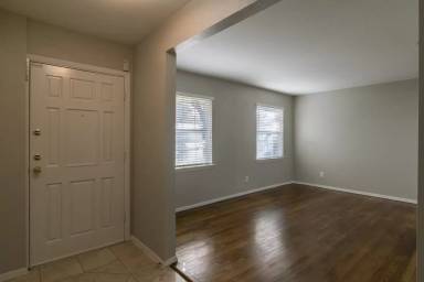 Main picture of 4225 Hillsdale Ln