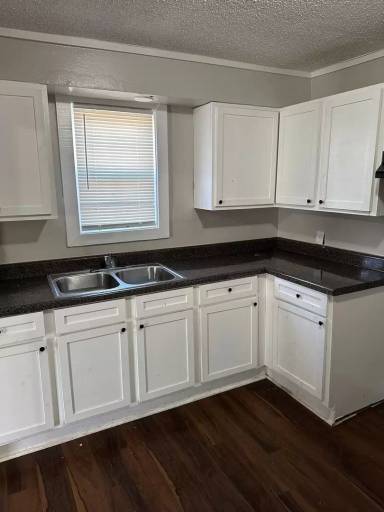 Main picture of 1154 Springdale St