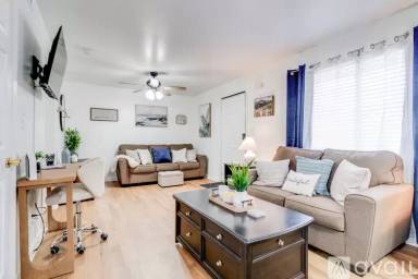 Main picture of 9626 9th Bay St