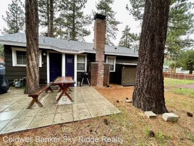 Main picture of 828 W Aeroplane Blvd