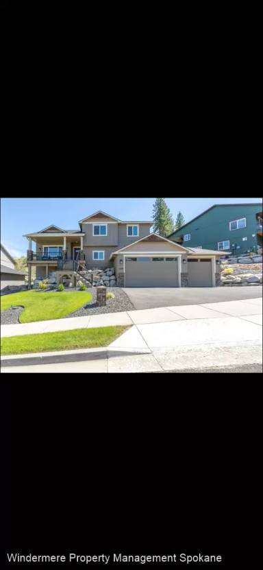 Main picture of 13520 N Mayfair Ln