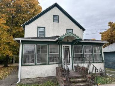 Main picture of 75 Columbus St