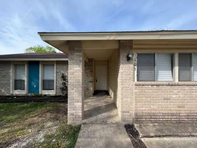 Main picture of 103 Meadow Way