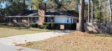 Main picture of 104 Rogers Ct