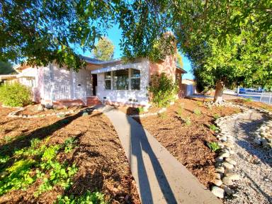 Main picture of 1926 Bonnie Brae St