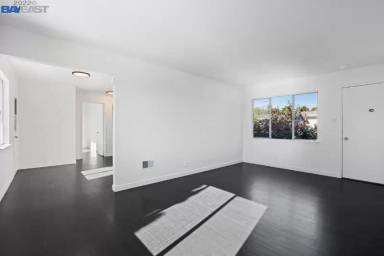 Main picture of 2428 11th Ave