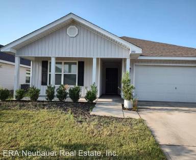 Main picture of 490 Eagle Lake Way