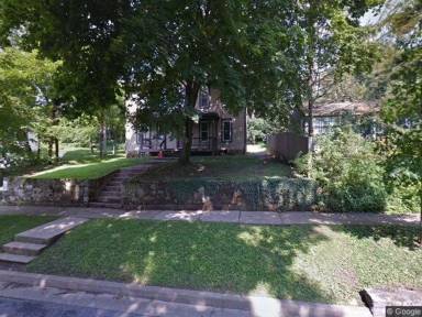 Main picture of 157 W Prospect Ave