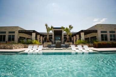 Main picture of 8301 Bluff Springs Rd