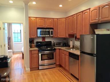 Main picture of 11 Wiget St