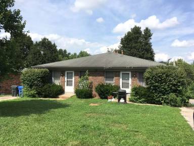 Main picture of 2009 Cambridge Dr