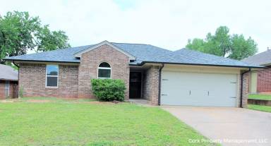 Main picture of 1015 Castle Rd