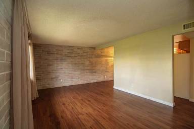 Main picture of 4008 S Grand Palm Dr