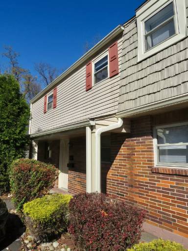 Main picture of 170 Promenade St