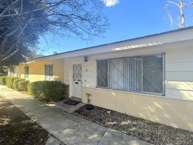 Main picture of 534 Roosevelt Rd