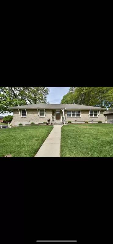 Main picture of 801 NW 12th St