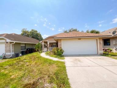 Main picture of 10413 Delcrest Dr