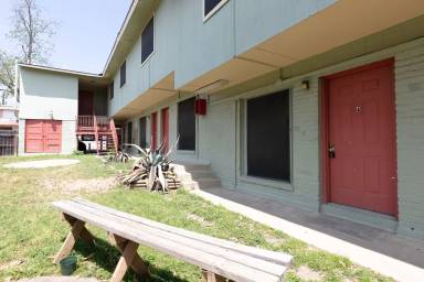 Main picture of 106 Andrews