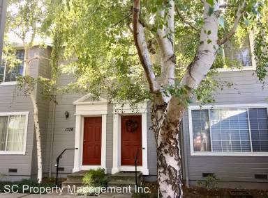 Main picture of 1578 Hudson St