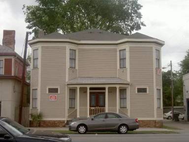 Main picture of 1110 Montgomery St