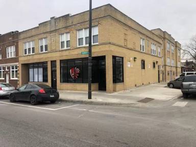 Main picture of 5435 W North Ave