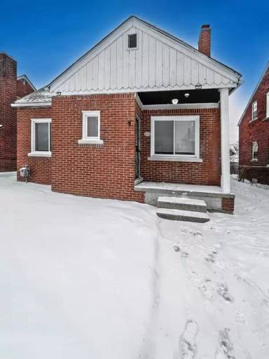 Main picture of 3808 Seneca St