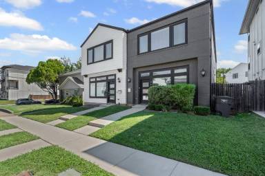 Main picture of 3205 Forest Park Blvd
