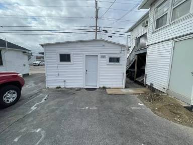 Main picture of 69 E Grand Ave