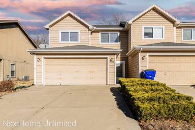 Main picture of 2504 Deerfield Blvd