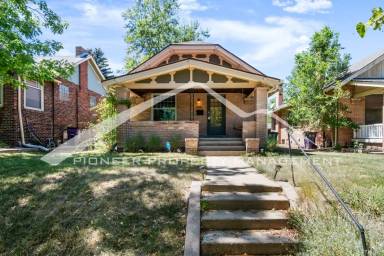 Main picture of 1061 Adams St