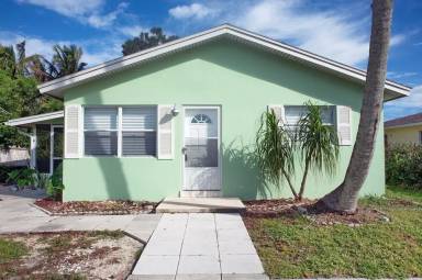 Main picture of 707 108th Ave N