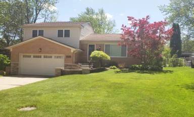 Main picture of 635 Cumberland St