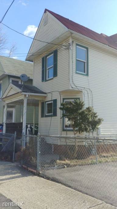 Main picture of 68 Linden Ave