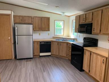 Main picture of 133 Gondola Rd