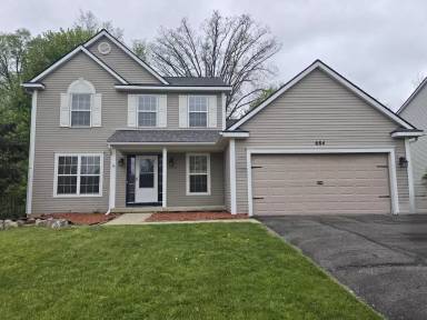 Main picture of 684 Glenlivet St