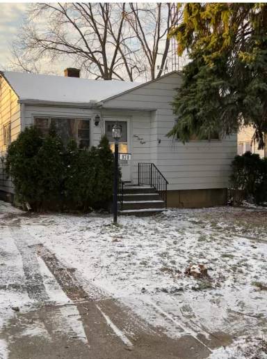 Main picture of 938 Stocker Ave