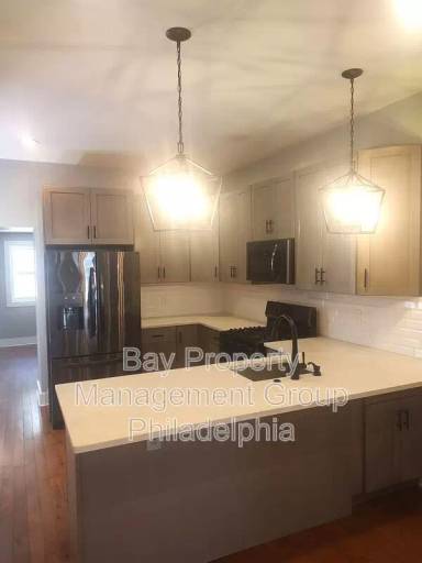 Main picture of 4125 Parrish St