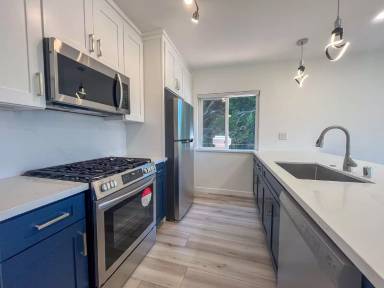 Main picture of 7851 Talbert St