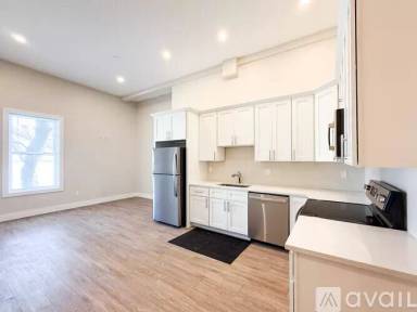 Main picture of 58 River St