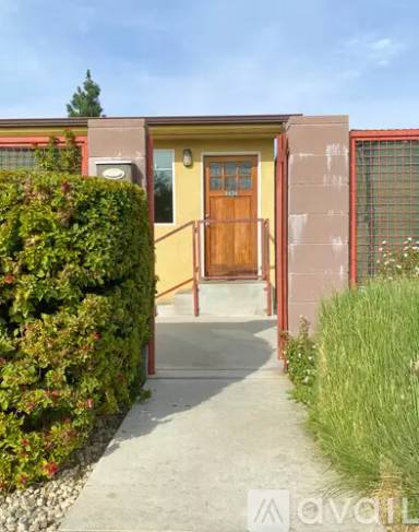 Main picture of 6656 Kester Ave