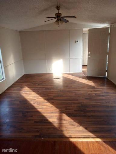 Main picture of Lakeview Mobile Home Park