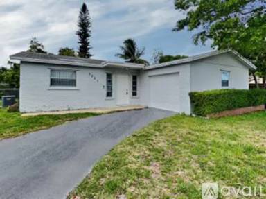 Main picture of 2021 SW 64th Ave