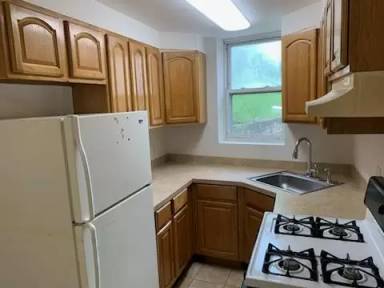 Main picture of 341 Palisade Ave