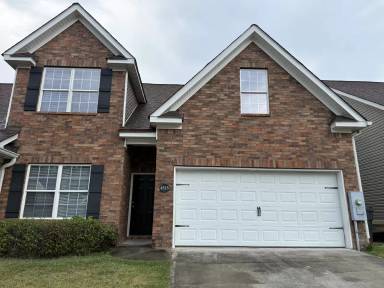 Main picture of 4315 E Barcelona Way