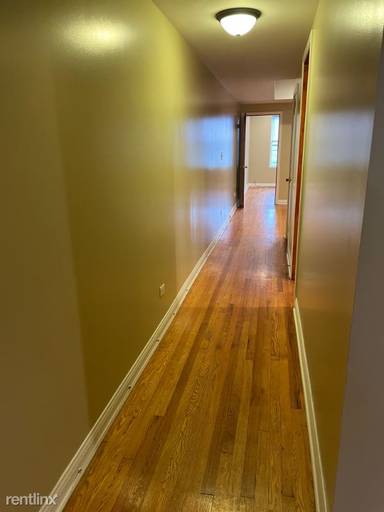 Main picture of 5646 W North Ave